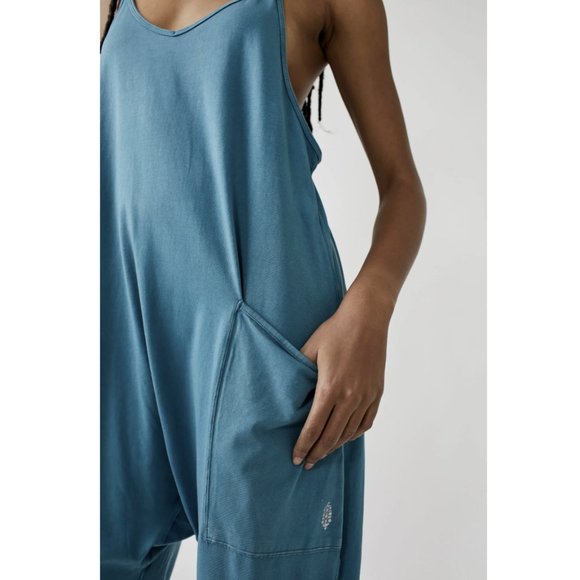FREE PEOPLE MOVEMENT HYDRO HOT SHOT ONESIE JUMPSUIT - Picture 4 of 7